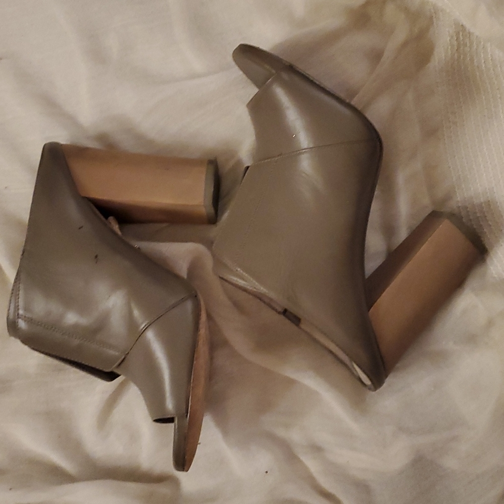 Taupe Heels